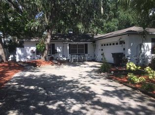 1111 Bristolwood St, Brandon, FL 33510