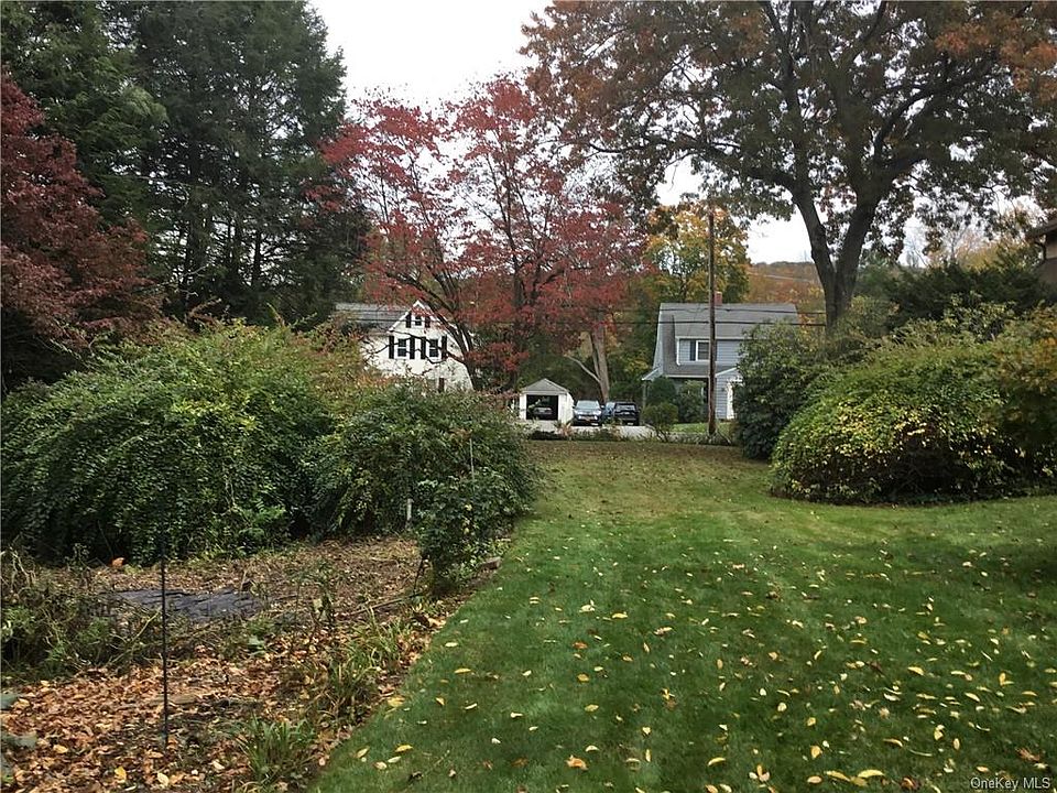 2nd image of 78 Larch Rd