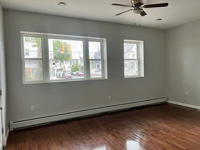 Building Photo - 376 Kennedy Blvd #1F