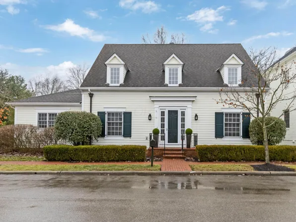 10 Pickett Pl, New Albany, OH 43054