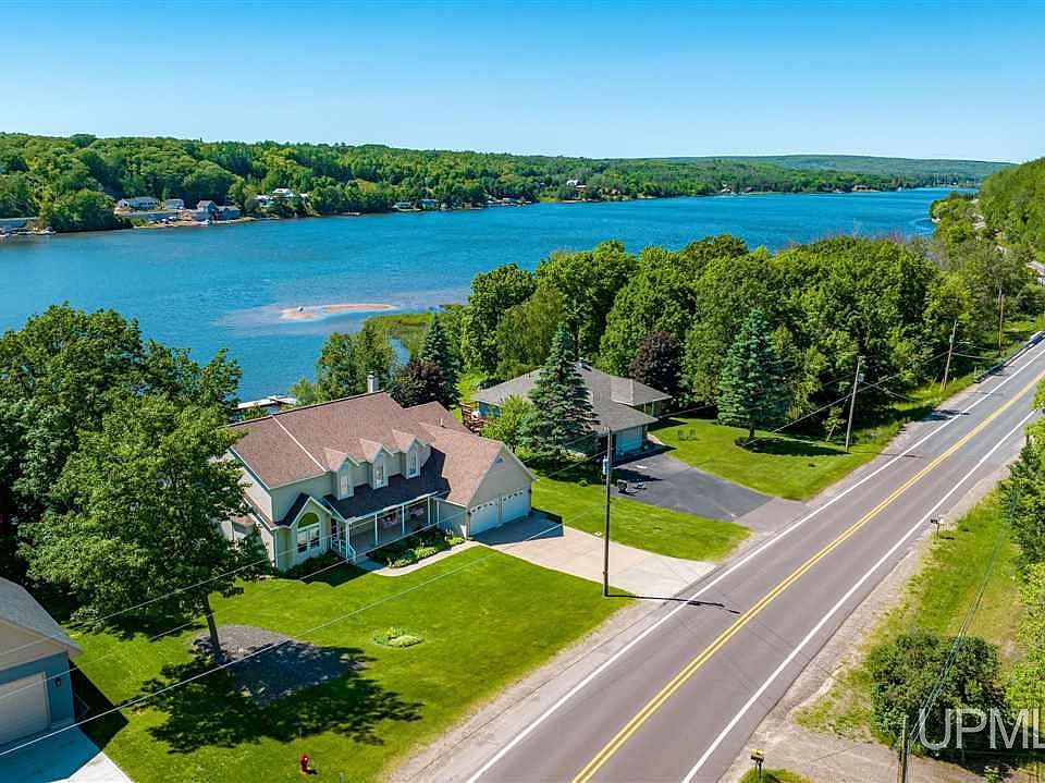 2160 Jasberg St, Hancock, MI 49930 Zillow