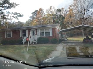 20570 Thomas Woods Trl, Zuni, VA 23898