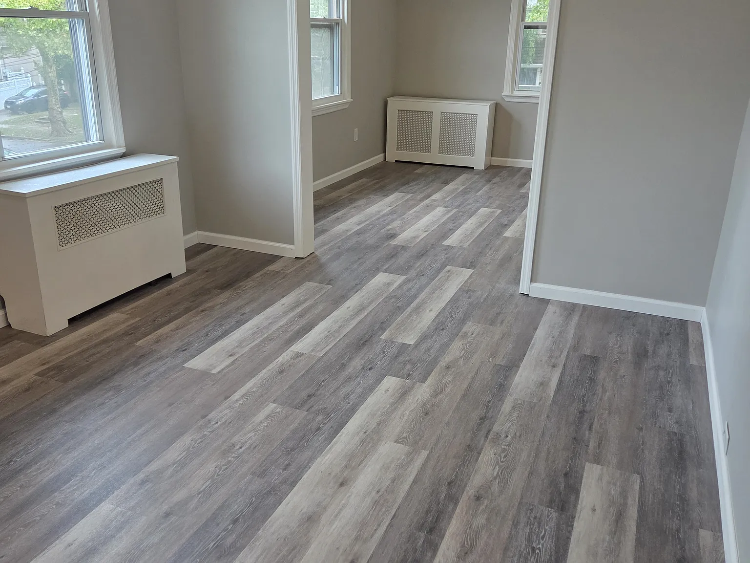 131 Greeley Ave — Photo 2