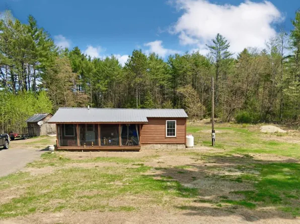 1395 Hinckley Road, Clinton, ME 04927