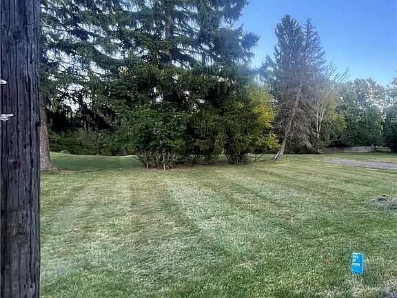 3rd image of 3737 Avondale Rd