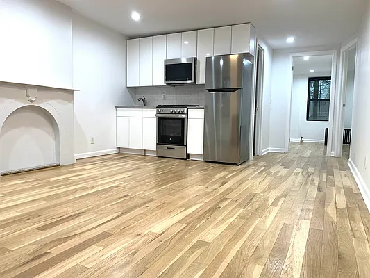 Rented by Brown Harris Stevens | media 2