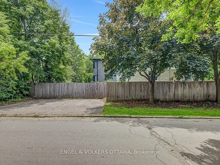 229 Daniel Ave — Photo 26