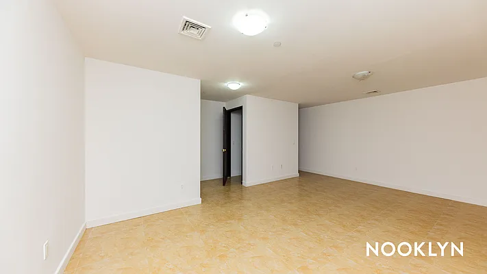 Rented by Nooklyn NYC LLC | media 38