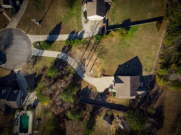 3rd image of 254 Home Place Ct SE