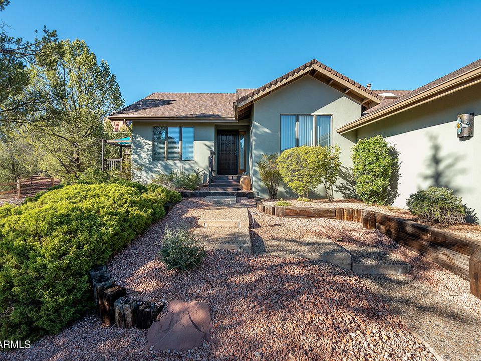 1st image of 140 PEBBLE Drive