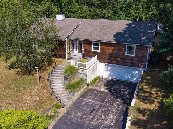 70 Whooping Hollow Rd, East Hampton, NY 11937