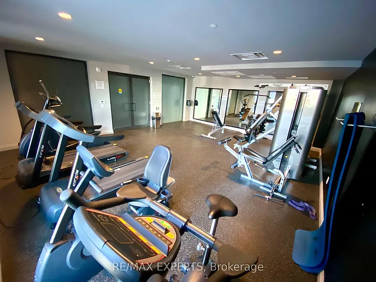 95 Dundas St W #206 — Photo 27
