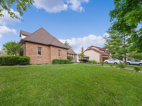 4th image of 498 Olde Mill Dr