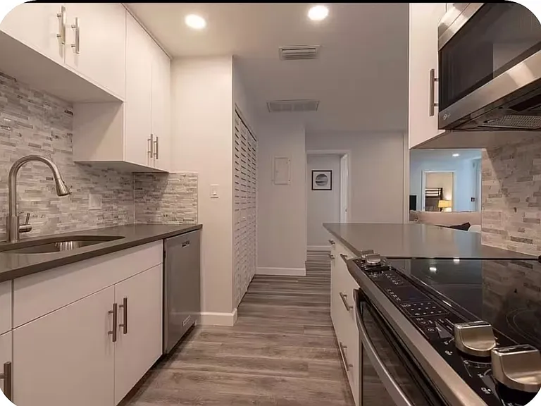 616 Executive Center Dr #2 — Photo 2
