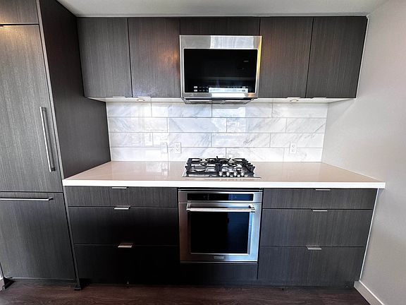 2nd image of 8189 Cambie St #1904
