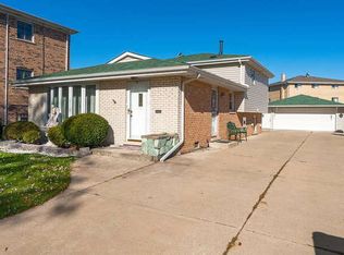 6120 Marshall Ave, Chicago Ridge, IL 60415