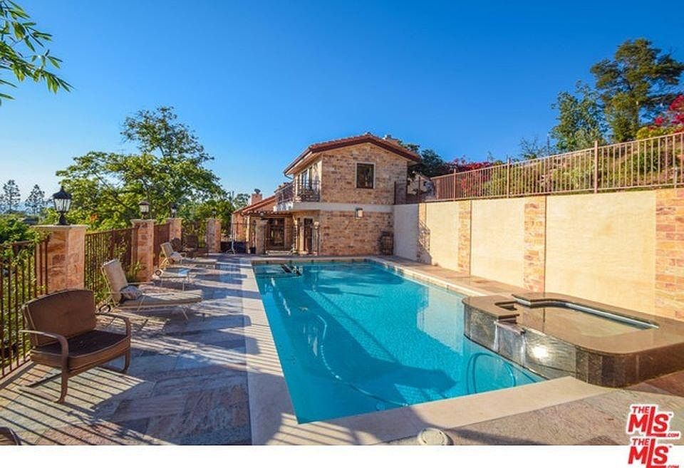 1st image of 3290 Tareco Dr