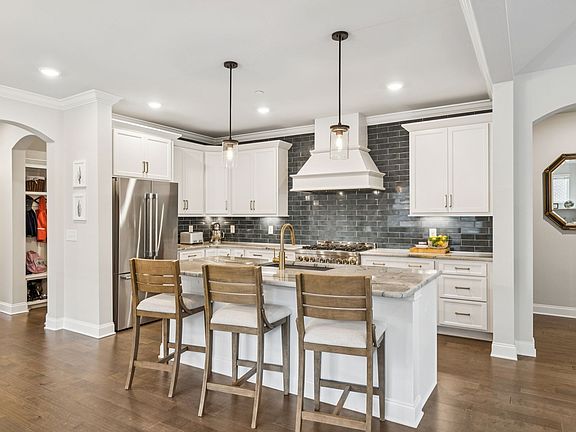 3rd image of 842 Nolenmeade Pl