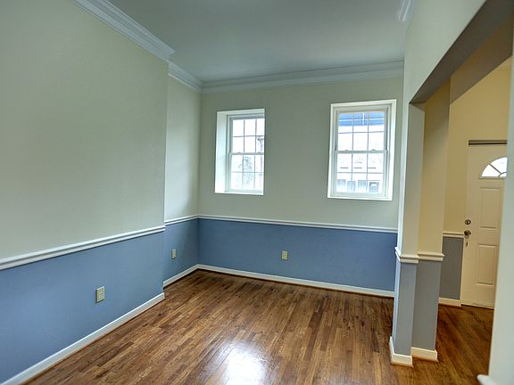 3rd image of 2319 Venable St