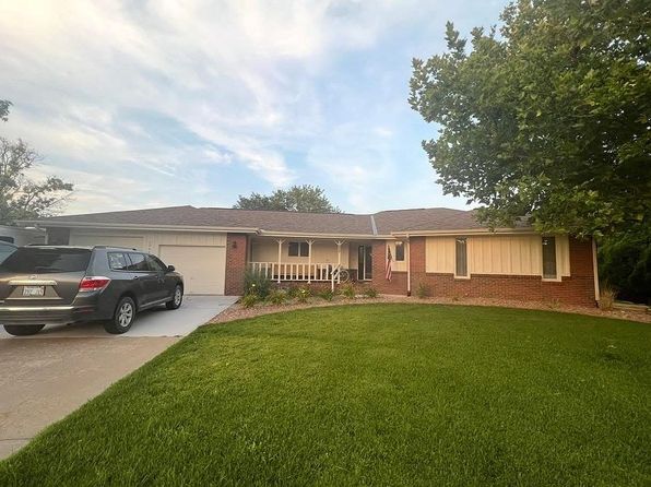 3904 Fairway Dr
