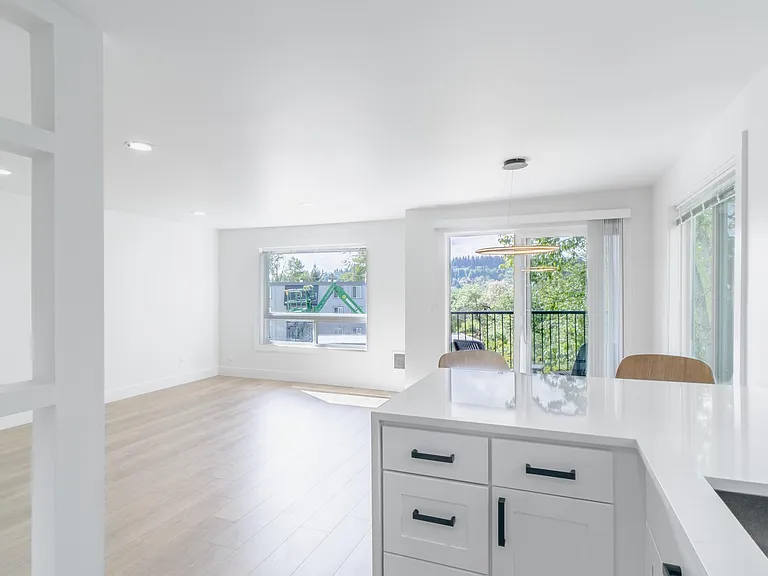 4100 Lake Washington Blvd N #D104 — Photo 6