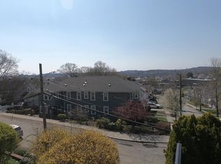 98 Stoneleigh Rd, Watertown, MA 02472