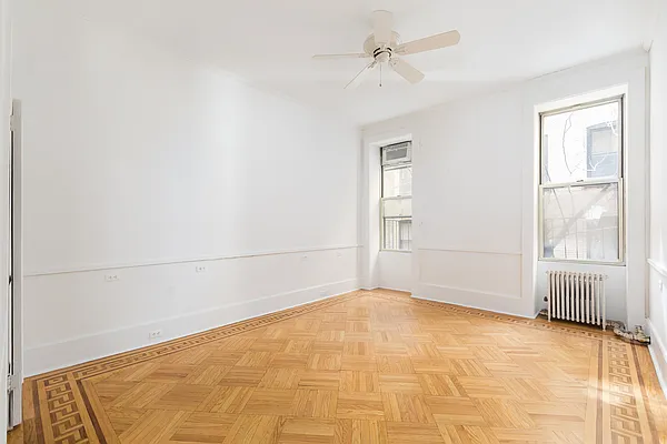 Sold by Compass | media 5