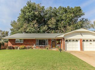 306 Forest Dr, Norman, OK 73069