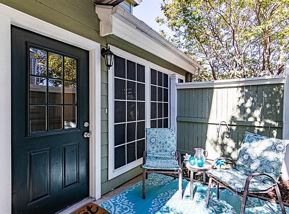 2nd image of 6220 Bentwood Trl APT 701