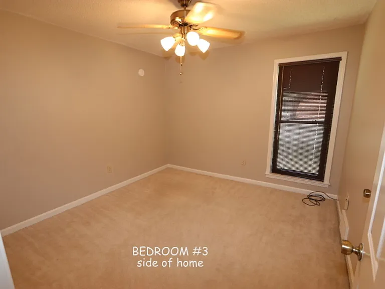 1599 Kimbrook Cv — Photo 14