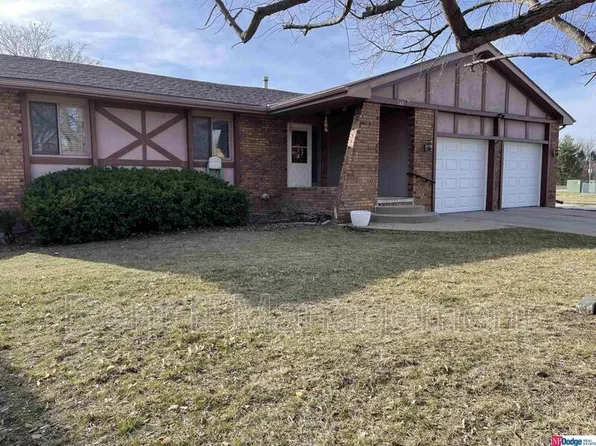 346 N 155th Cir, Omaha, NE 68154