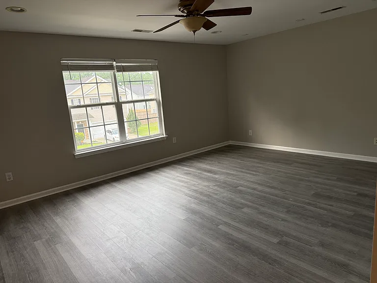 303 Sabal Palmetto Ct — Photo 7