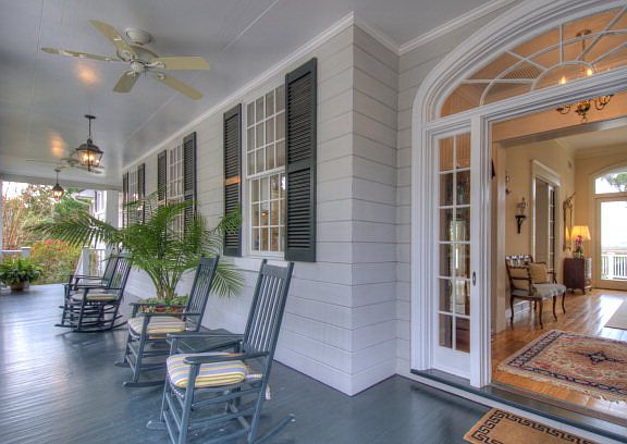 2nd image of 107 Hawkins Island Cir