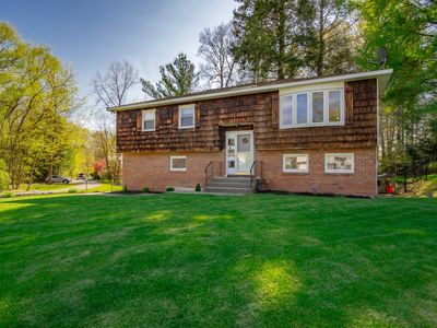 93 Fairlawn Dr, Latham, NY, 12110