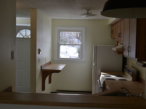 4th image of 15 Wyman St Unit 44