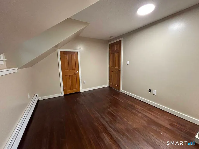 5 Seminary Rd — Photo 6