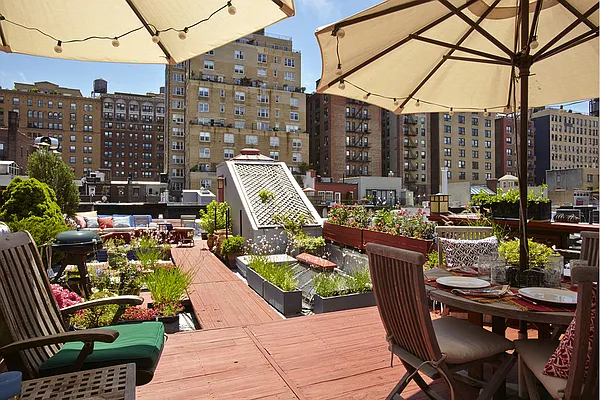 Sold by Stribling | media 34