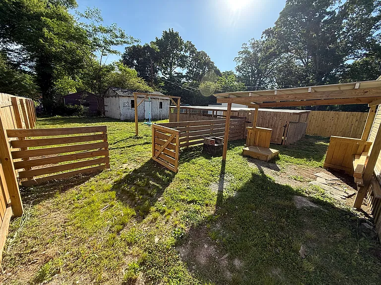 3024 Navarone Ave — Photo 7
