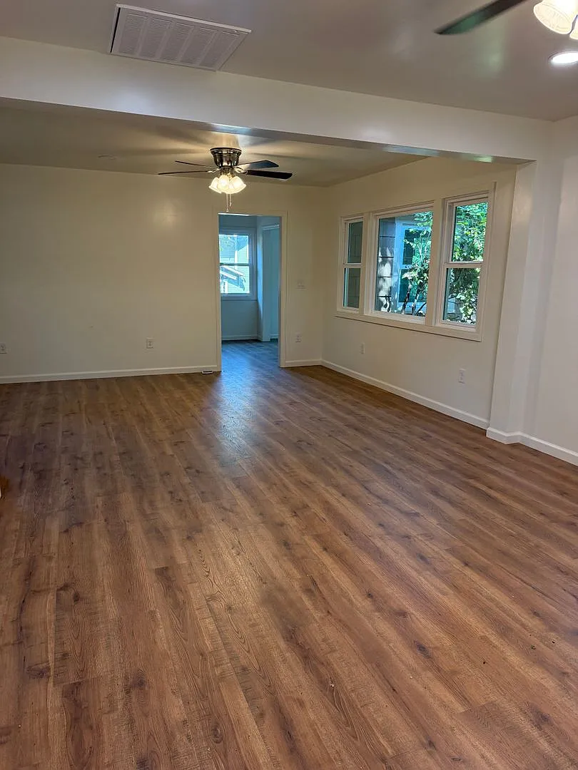 Newly Remodeled Pine Grove Home — Photo 4
