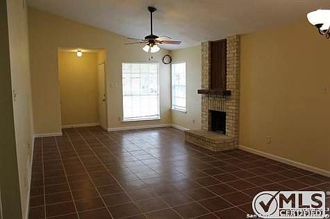 4th image of 10139 Galesburg