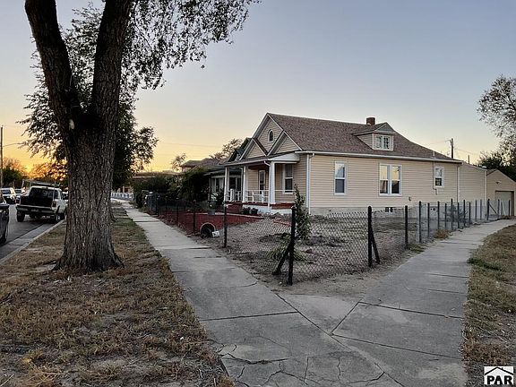 3rd image of 131 Gale Ave
