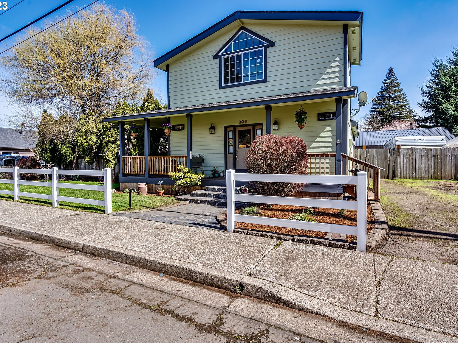 305 36th St, Springfield, OR 97478 Zillow