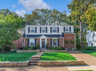 1649 Andrew Dr, Saint Louis, MO 63122