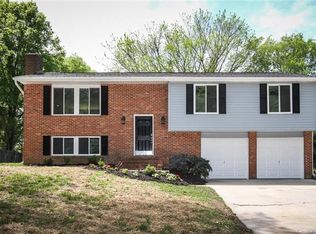5724 Shadow Creek Rd, Charlotte, NC 28226