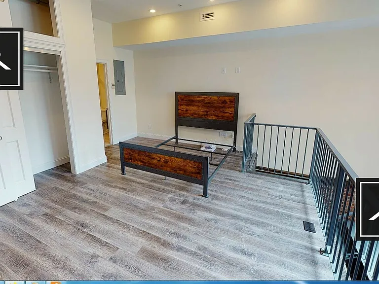 1028 Commonwealth Ave #104 — Photo 5