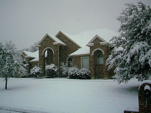 2nd image of 423 Softwood Dr