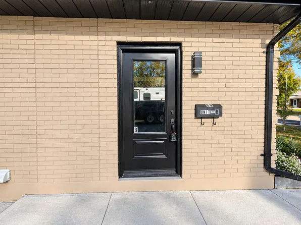69 Tupper Cres, Kitchener, ON N2B 2Y1