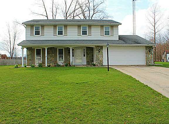 2nd image of 190 Lakeview Dr
