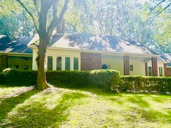 11 Aberdeen Rd, Natchez, MS 39120