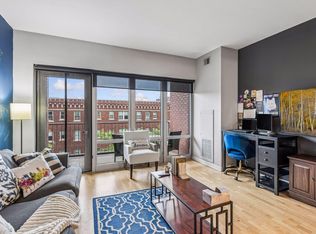 929 Portland Ave APT 307, Minneapolis, MN 55404
